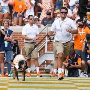 Meet your Posher, Chase